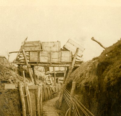 Okopy w pobliżu Les Éparges, północna Francja, c1914-c1918. autorstwa Unbekannt