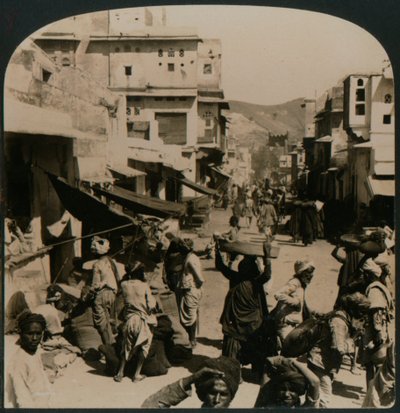 Prawdziwie orientalna - ulica w starożytnym mieście Ajmere, Indie, 1907 autorstwa Unbekannt