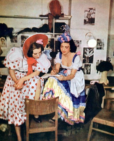 Dwie kobiety z lekkiej opery Jak kiedyś w maju Waltera Kollo, Berlin, 1943 autorstwa Unbekannt