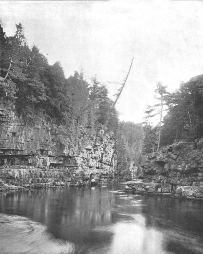 Upper End of the Ausable Chasm, Adirondacks, stan Nowy Jork, USA, ok. 1900. autorstwa Unbekannt