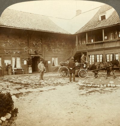 Victoria Hotel, ozdobiony porożami reniferów, w Kongsberg, w surowej Norwegii, ok. 1905. autorstwa Unbekannt