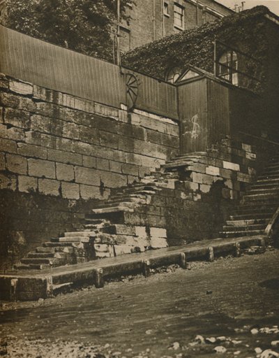Tkanie starych schodów, gdzie pływali wodniacy, ok. 1935. autorstwa Unbekannt