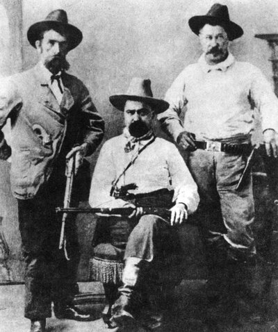William A Pinkerton, otoczony przez dwóch agentów ekspresowych, ok. 1870-1880 1954 autorstwa Unbekannt