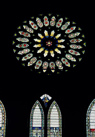 Okno nagietka lub okno św. Katarzyny, ok. 1515. Czerwone i białe róże upamiętniają zjednoczenie domów Yorku i Lancaster przez małżeństwo Henryka VII. autorstwa Unbekannt Unbekannt