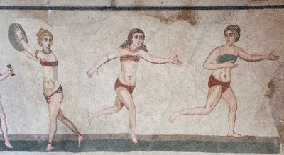 Komnata Dziesięciu Dziewic czy mozaika „Dziewczyn w bikini”. Widok ogólny na górnym panelu: waga, rzucanie dyskiem i bieganie. III - IV wiek. Rzymska willa Casale, Sycylia. UNESCO. autorstwa William M. Timlin