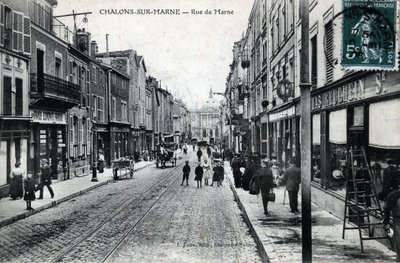 Champagne-Ardenne, Marne (51), Chalons sur Marne (Chalons-sur-Marne): widok na rue de la Marne (miasto nosi obecnie nazwę Chalons en Champagne (Chalons en Champagne) - pocztówka koniec XIX-początek XX wieku autorstwa William M. Timlin