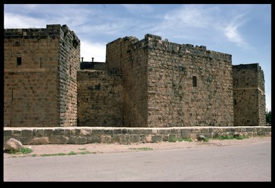 Mur twierdzy, ok. XII-XIII w. (foto) autorstwa Unbekannt