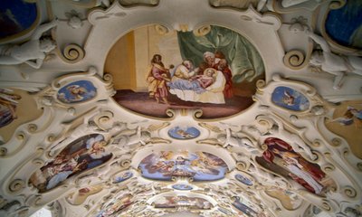 Strop z freskami z kaplicy zamku Bojnice, Trencin. Szczegół. Słowacja. autorstwa Benjamin Baud
