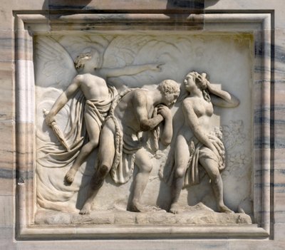 Płaskorzeźba przedstawiająca Adama i Ewę Chasse du Paradise autorstwa Carlo Maria Giudici. 1791. Katedra (kopuła lub duomo) w Mediolanie we Włoszech autorstwa Unbekannt