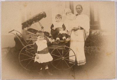 Indyjska ayah ze swoimi europejskimi podopiecznymi, ok. 1870 r. autorstwa Unbekannt