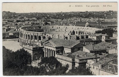 Langwedocja Roussillon, Gard (30), Nimes: ogólny widok miasta z arenami i Maison Carree - pocztówka koniec XIX-XX w. autorstwa William M. Timlin