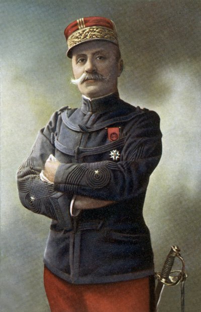 Marechal Ferdinand Foch (1851-1929), generał dywizji w armii francuskiej, następnie dowodzący armees Alliees na północy, szef sztabu generalnego armii francuskiej i generalissimus wojsk Alliees w marcu 1918 r., otrzymuje stopień marechala w 1918 r., fot. b autorstwa Unbekannter Künstler