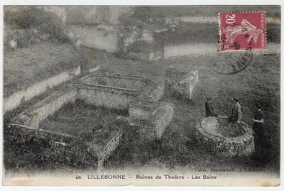 Normandia, Seine Maritime (76), Lillebonne: widok na ruiny teatru i łaźnie rzymskie - pocztówka koniec XIX-początek XX wieku autorstwa William M. Timlin