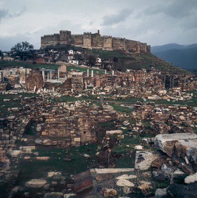 Osmański zamek Ayasuluk, Selcuk, prowincja Izmir, Turcja autorstwa Benjamin Baud