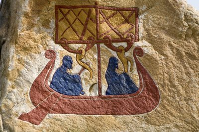 Registro e representação de um drakkar (navio viking) Viking Rune. Museu Viking, Bork em Ringkoebing Fjord, Dinamarca autorstwa Unbekannter Künstler