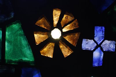 Witraże w kościele Notre-Dame de Consolation, Hyeres, Francja autorstwa Unbekannt
