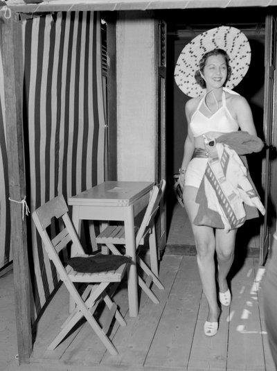 AKTORKA MARIA MONTEZ NA MIĘDZYNARODOWYM FESTIWALU FILMOWYM W WENECJI - 1950 autorstwa Unbekannt