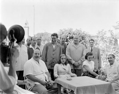 KRÓL FAROUK EGIPTU (Egipt Faruk I, Egipt Faruk I) Z ŻONĄ W LOCANDA CIPRIANI W TORCELLO (WENECJA) - 1951 autorstwa Unbekannt