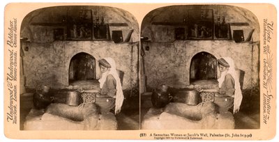 Samarytanka w Jacobs Well, Palestyna, 1900. autorstwa Underwood and Underwood