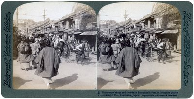 Ulica Batsumati, Jokohama, Japonia, 1904. autorstwa Underwood and Underwood