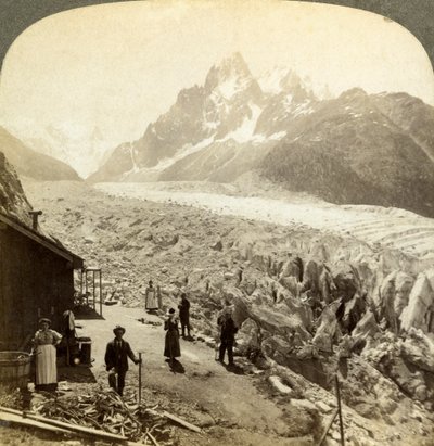 Mer de Glace z Chapeau, niedaleko Chamonix we Francji. autorstwa Underwood and Underwood