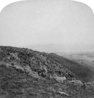 Południowe zbocze Spion Kop, Republika Południowej Afryki, wojna burska, 1901. autorstwa Underwood and Underwood