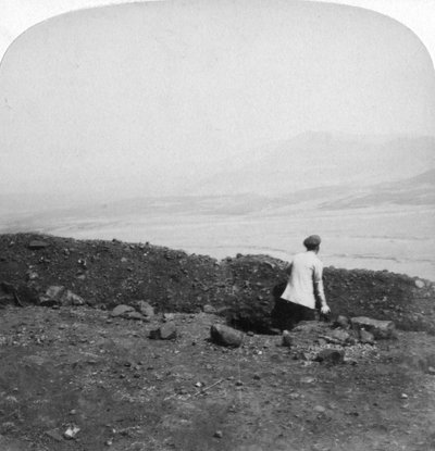 Spion Kop, z rowu burskiego na Krantz Kloot, RPA, 1901 autorstwa Underwood and Underwood