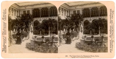 Sąd wewnętrzny domu w Damaszku, Syria, 1900. autorstwa Underwood and Underwood