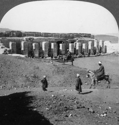 Świątynia Setosa I, Abydos, Egipt 1905. autorstwa Underwood and Underwood