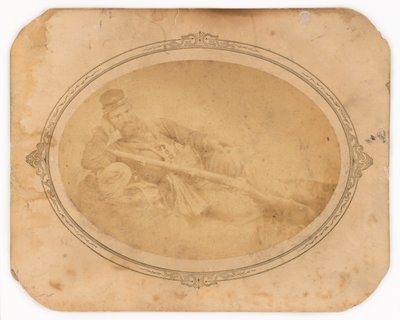 Leżący żołnierz wojny secesyjnej autorstwa Unidentified