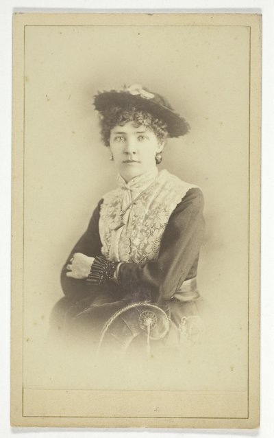Bez tytułu (Portret kobiety w kapeluszu) autorstwa Unknown