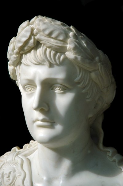 Anonimowe marmurowe popiersie z XIX wieku cesarza Francji Napoleona I. autorstwa Unknown artist