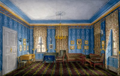 Pokój dzienny z niebieską tapetą i girlandami autorstwa Unknown artist