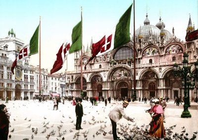 Ilustracja przedstawiająca Plac Świętego Marka w Wenecji. Fotochrom z końca XIX wieku. autorstwa Unknown artist