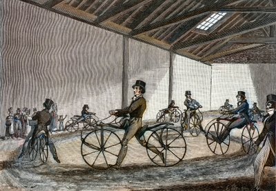 Widok wnętrza ujeżdżalni dla konia Hobby. Rowery prowadzące człowieka (rowery bez pedałów wynalezione przez barona Karla Drais autorstwa Unknown artist