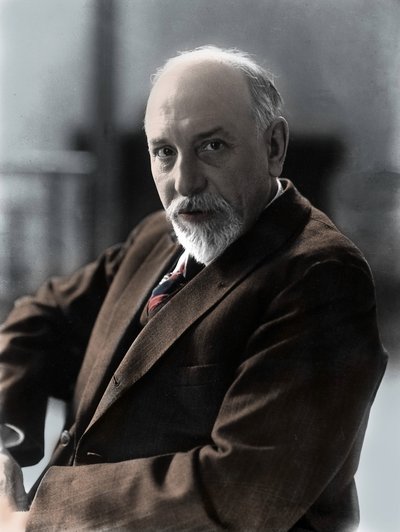 Portrety włoskiego pisarza Luigi Pirandello około 1920 roku. autorstwa Unknown Artist