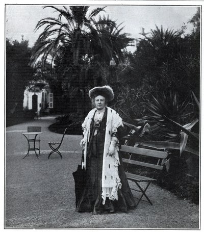 Portret pani Juliette Adam (z domu Lambert) (1836-1936), francuskiej pisarki, polemistki i feministki w Nicei w 1905 roku. autorstwa Unknown artist