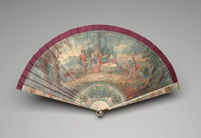 Wachlarz Brisé ze sceną imprezy plenerowej, ok. 1700-25 (gwasz na ostrzach z kości słoniowej, jedwabna wstążka, złocenia, szylkret, masa perłowa i mosiądz) autorstwa Unknown artist