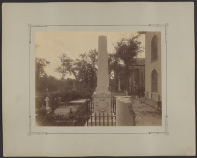 Przesunięty pomnik, kościół luterański św. Jana, Archdale Street między Clifford i King, widok na południe, Charleston autorstwa Unknown artist