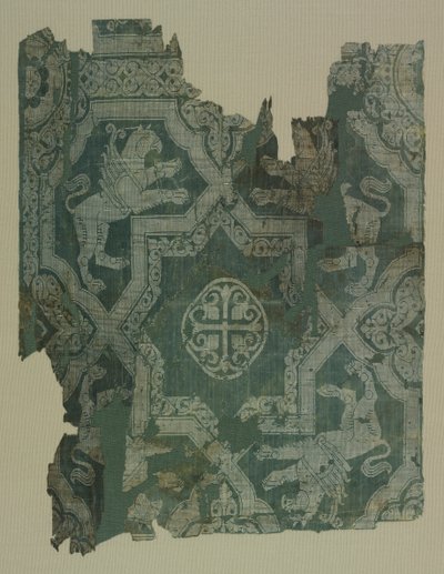 Fragment z wzorem gwiazdy i gryfami autorstwa Unknown artist