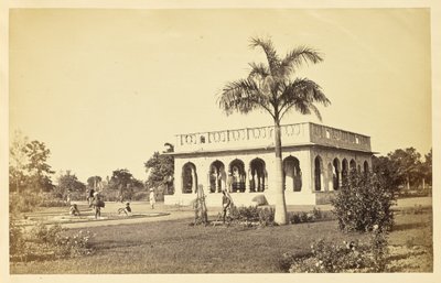 [Baradari w Wingfield Park, Lucknow]. autorstwa Unknown artist