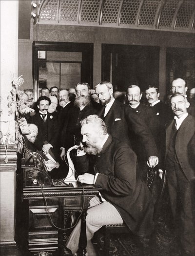 Alexandre Graham Bell (1847-1922) podczas inauguracji linii dalekobieżnej z Nowego Jorku do Chicago, 18 października autorstwa Unknown photographer