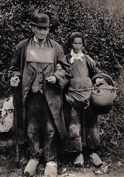 Para bretońskich żebraków. Fotografia, koniec XIX wieku, Paryż. Dz. Selva. autorstwa Unknown photographer