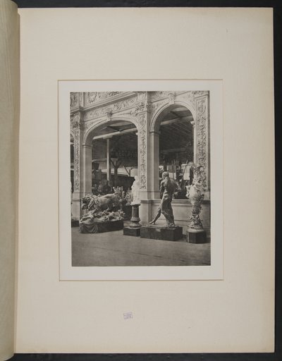 Entrance Italian section, Manufactures Building autorstwa Unknown photographer