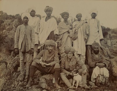 Porucznik S Edwardes z psem Biddy, 1895 ok autorstwa Unknown