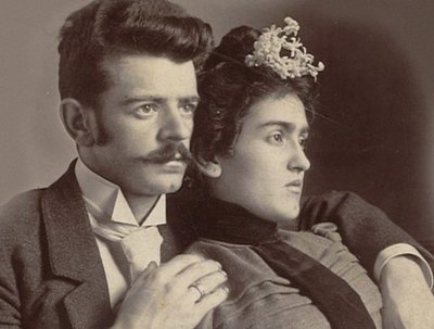 Matilde Calderón i Guillermo Kahlo, rodzice Fridy Kahlo (zdjęcie) autorstwa Unknown photographer