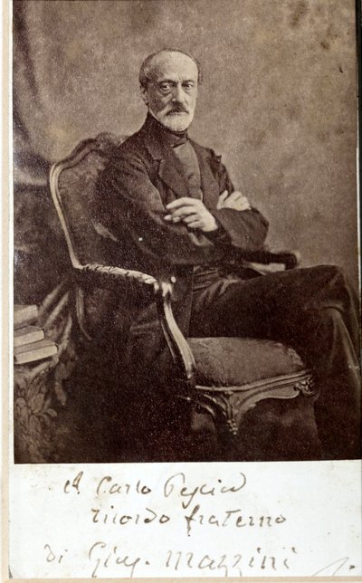 Portret Giuseppe Mazziniego, z autografem (zdjęcie czarno-białe) autorstwa Unknown photographer