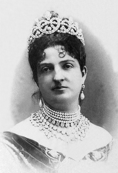 Portret Margarity Savoy Genes (1851-1926), królowej Włoch (1878-1900) i żony króla Włoch Humberta I. autorstwa Unknown photographer