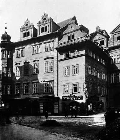 Praga, dom Minutta, w którym w latach 1889-1896 mieszkał pisarz Franz Kafka. autorstwa Unknown photographer