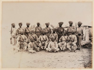 15. (Ludhiana) pułk rdzennej piechoty bengalskiej w pustynnym krajobrazie Sudanu autorstwa Unknown photographer